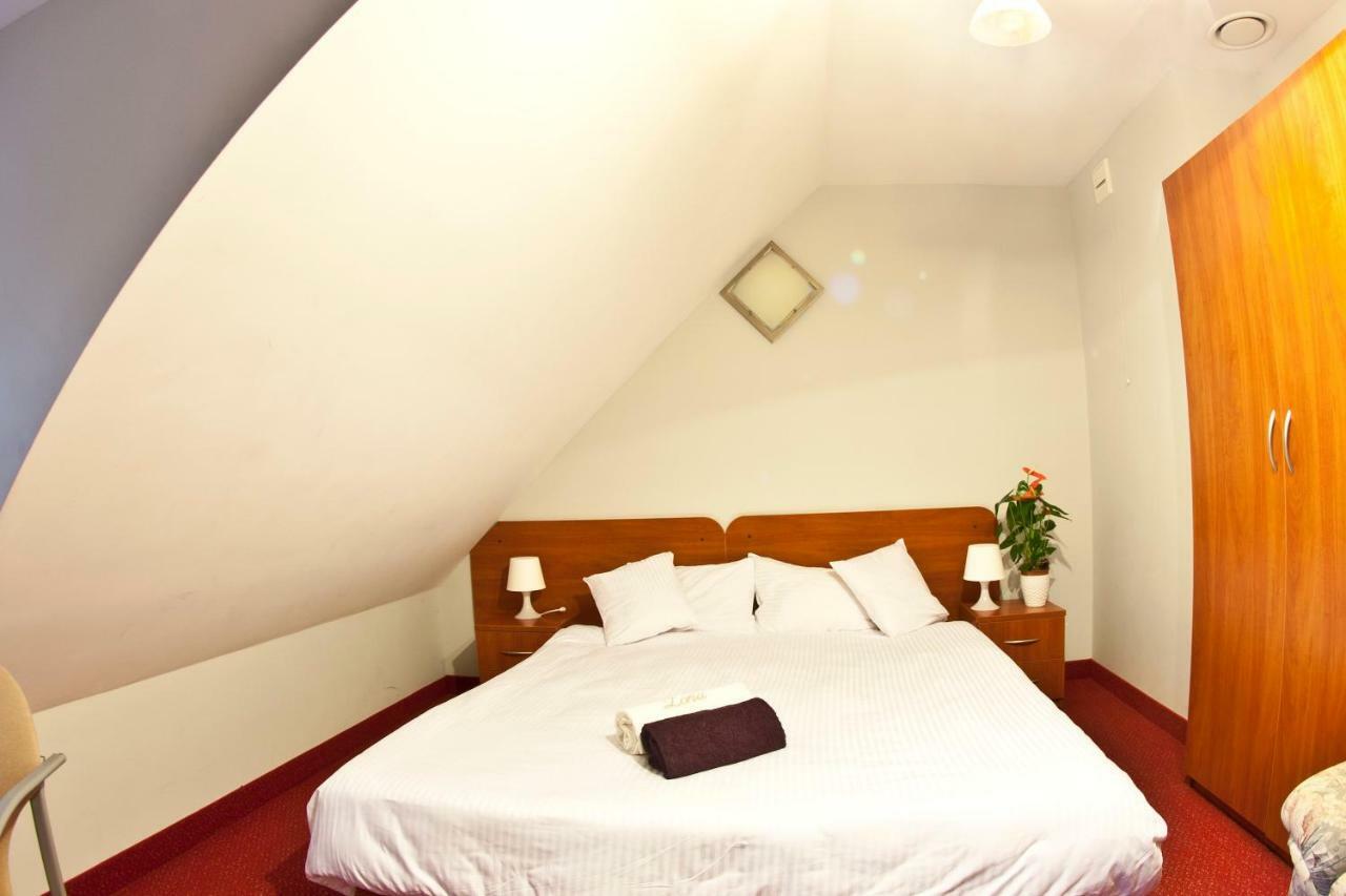 Resort Holiday Natural - Gosciniec Zacisze Chmielno Ngoại thất bức ảnh
